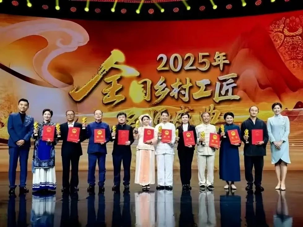 1760667001188759.png 390cf64e39449499162a2963fe1abf8b.png